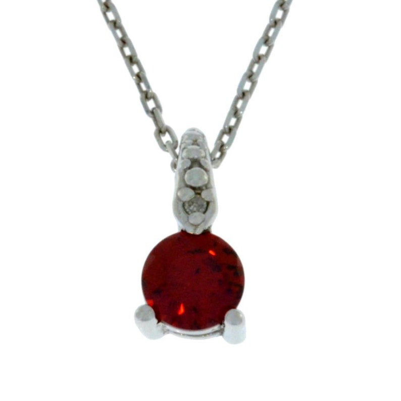 14Kt Gold Garnet Dainty Round Pendant Necklace