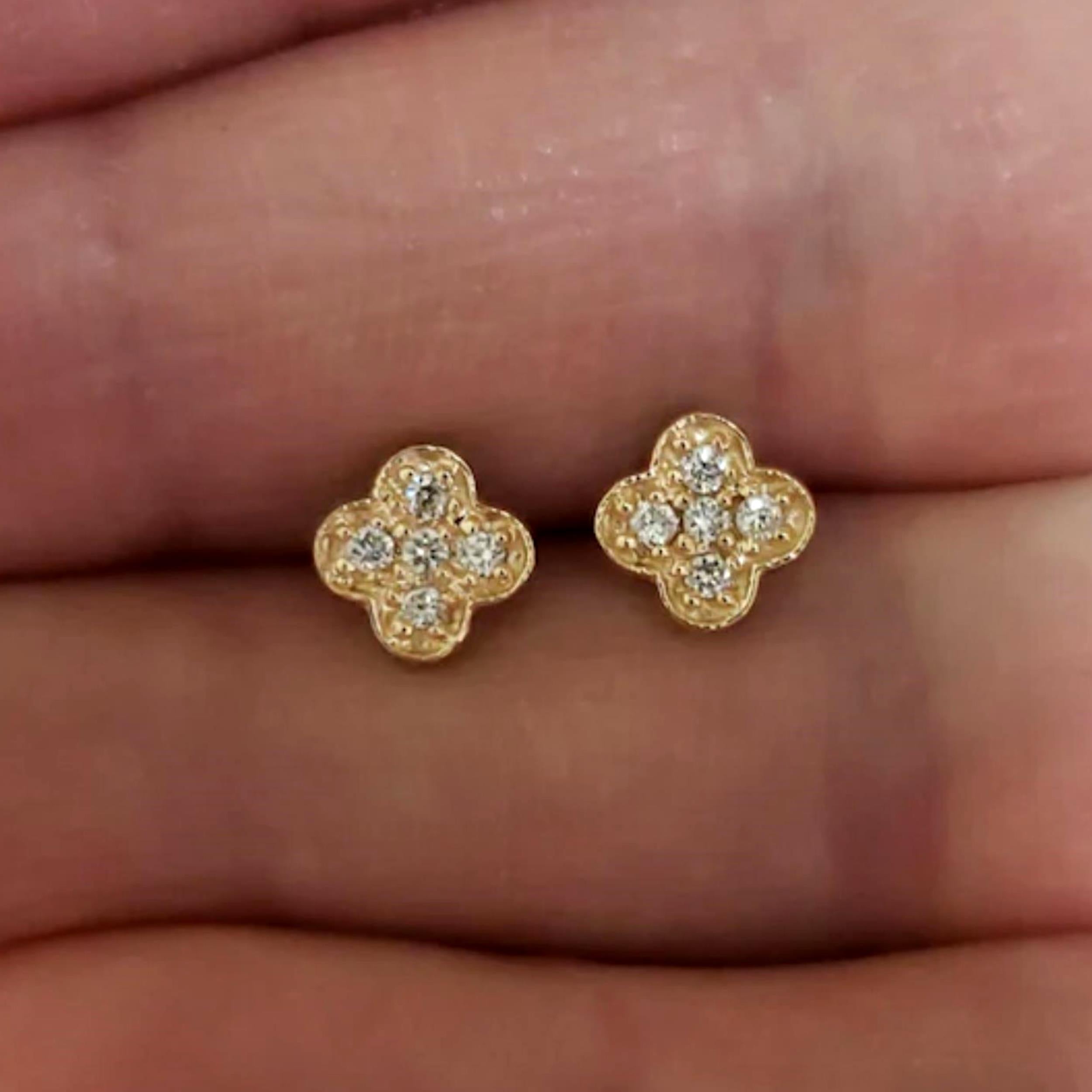 14Kt Gold Clover Diamond Stud Earrings
