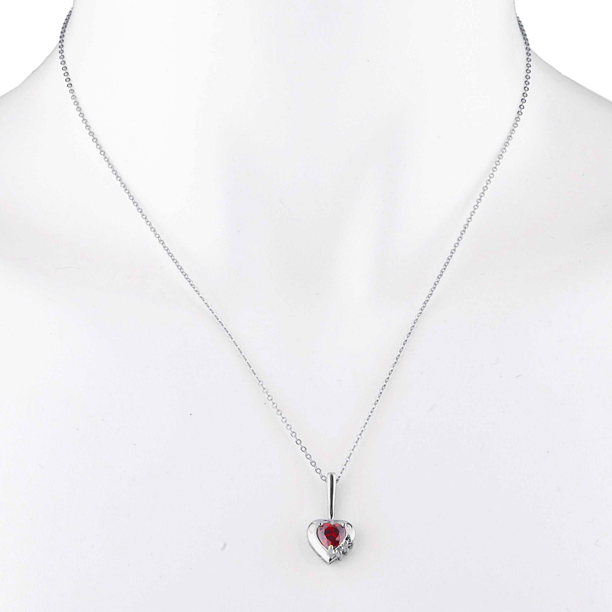 14Kt Gold Garnet & Diamond Heart Design Pendant Necklace