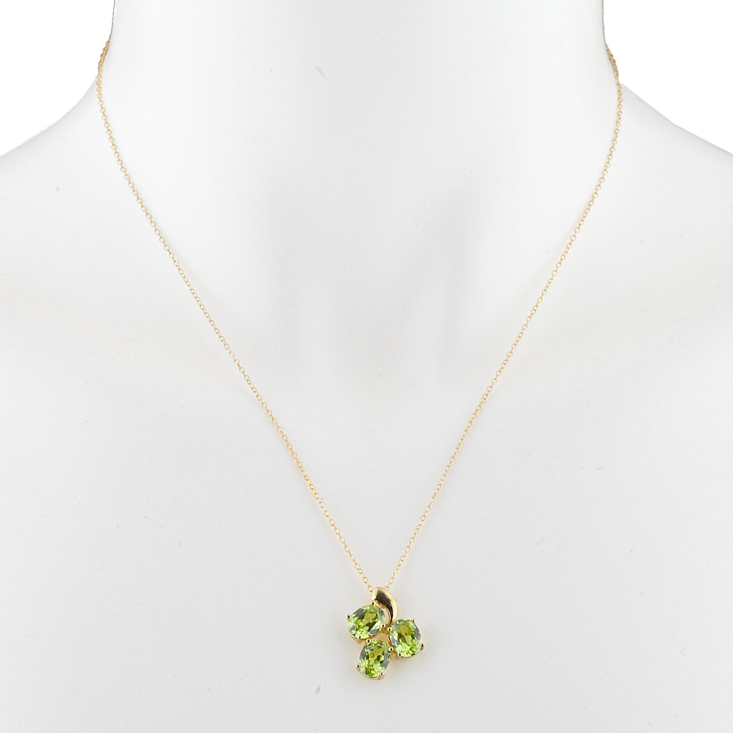 14Kt Yellow Gold Plated Peridot Oval Design Pendant