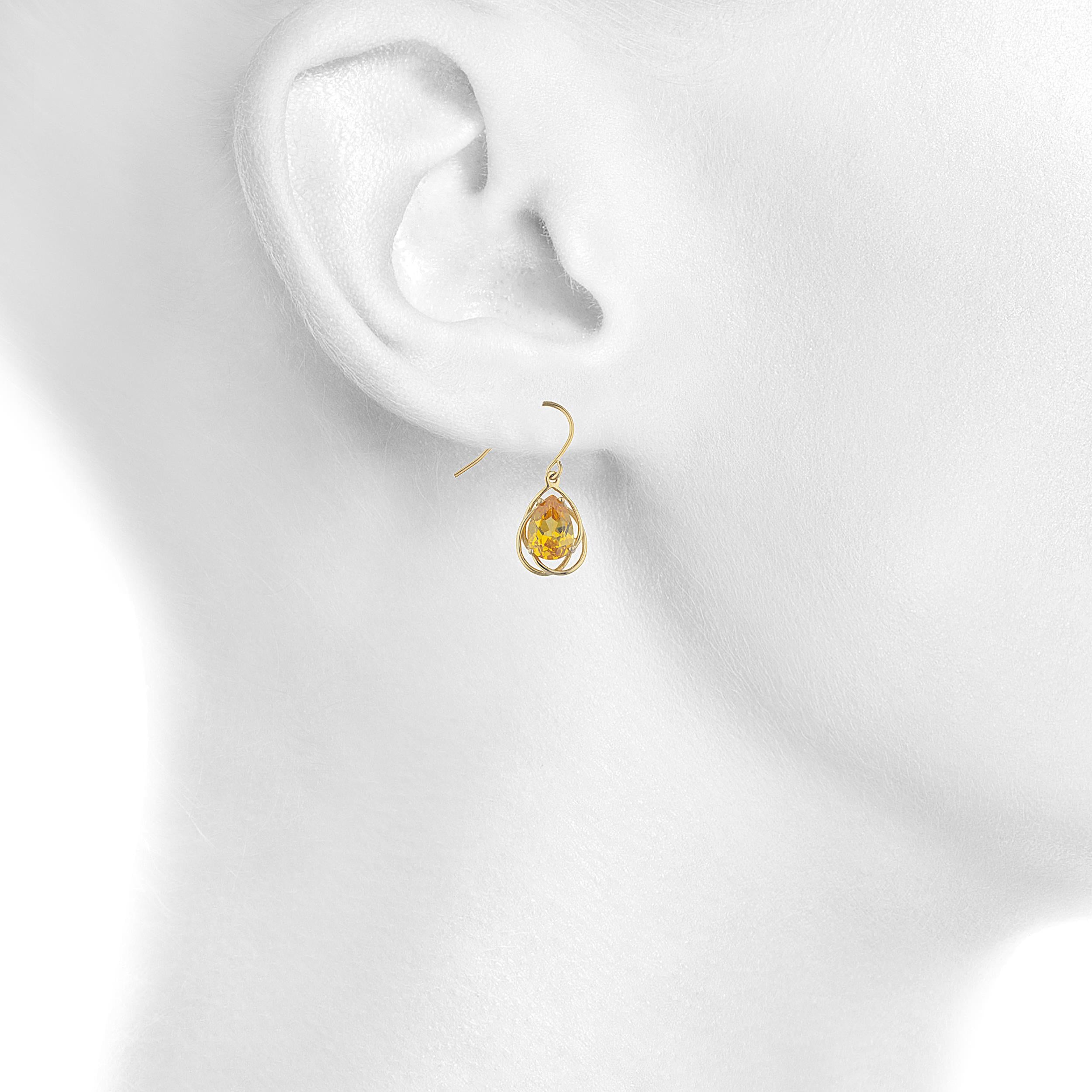 14Kt Gold 4 Ct Yellow Citrine Pear Teardrop Design Dangle Earrings