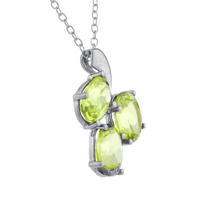 4.5 Ct Peridot Oval Design Pendant .925 Sterling Silver