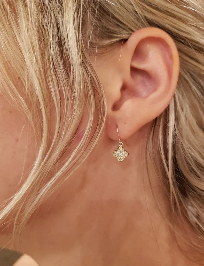 14Kt Clover Dangle Diamond Earrings