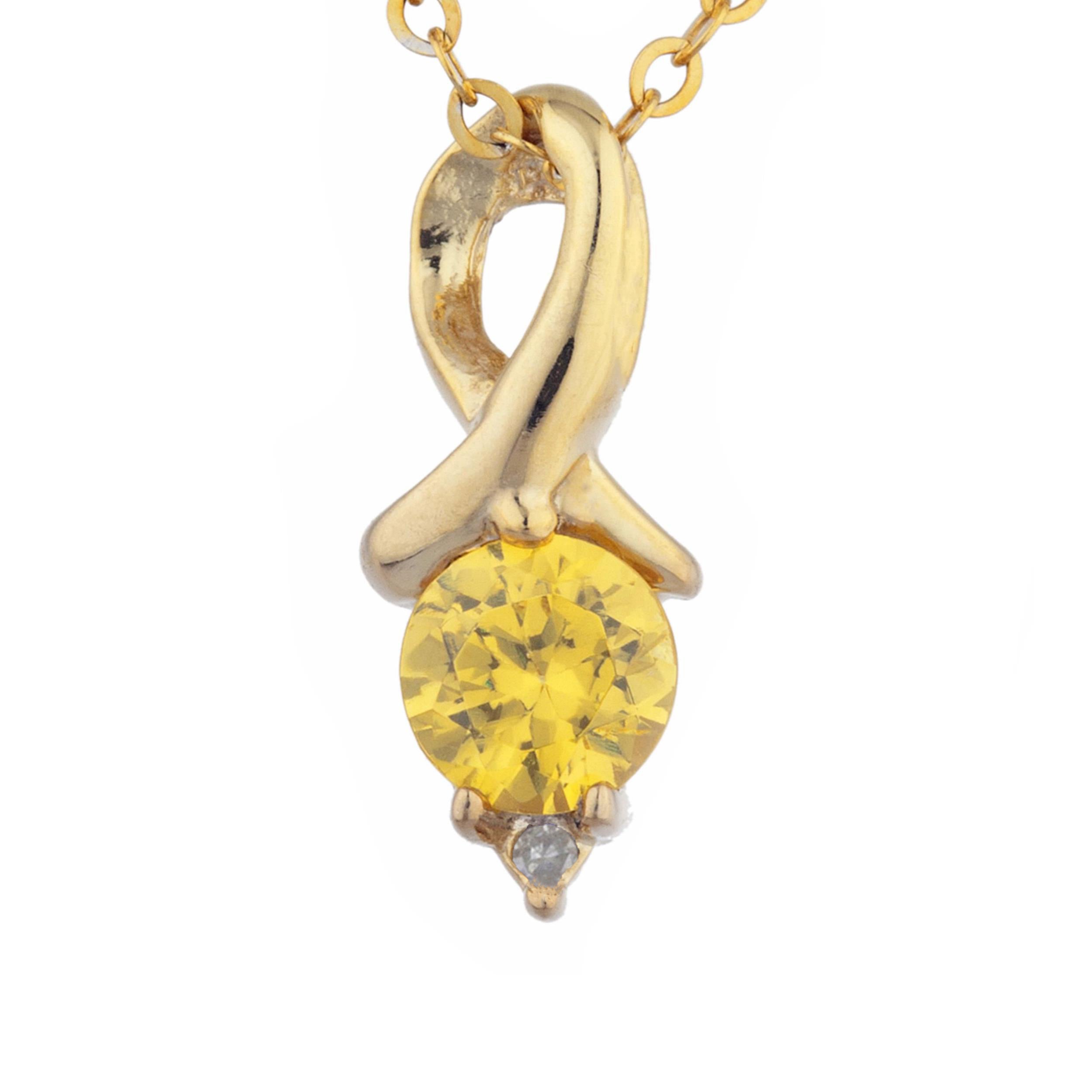 14Kt Gold Yellow Citrine & Diamond Round Design Pendant Necklace