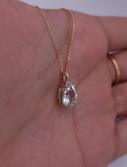 14Kt Gold Genuine Natural Aquamarine Teardrop Pendant Necklace