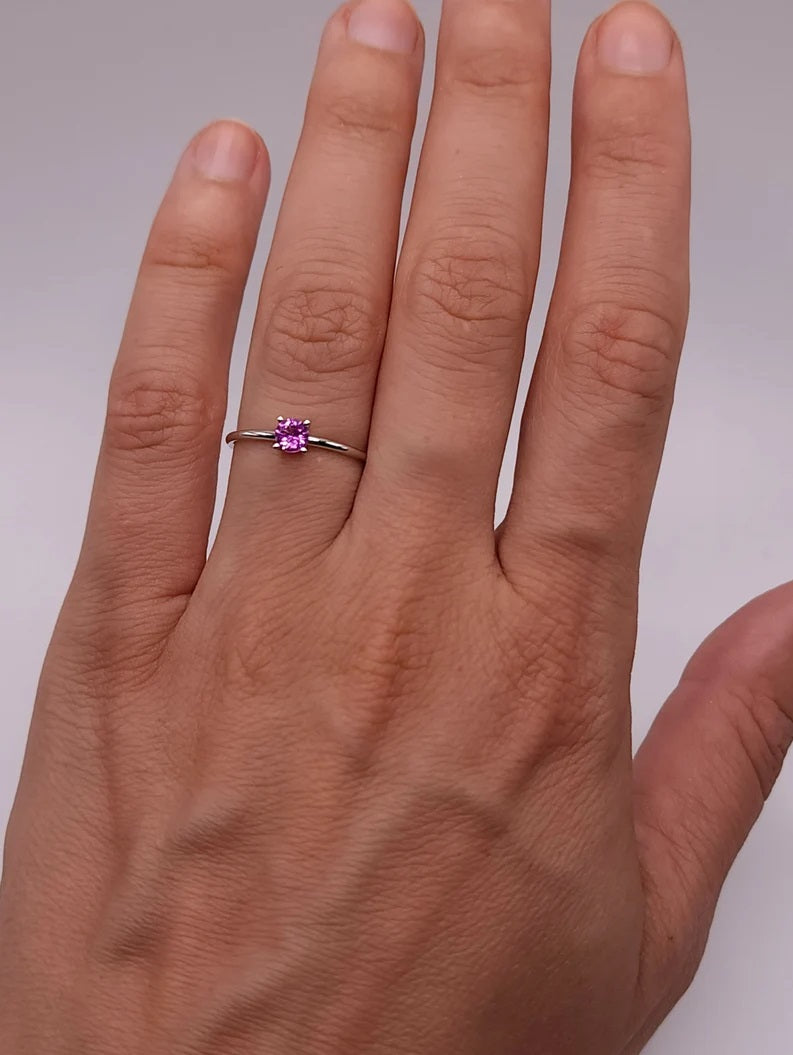 14Kt Gold Pink Sapphire Round Ring