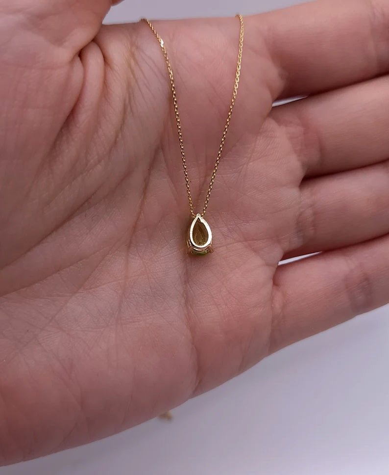 14Kt Gold Peridot Teardrop Necklace Pendant