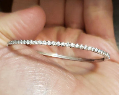 14Kt White Gold 1.23 Ct Diamond Bangle Bracelet