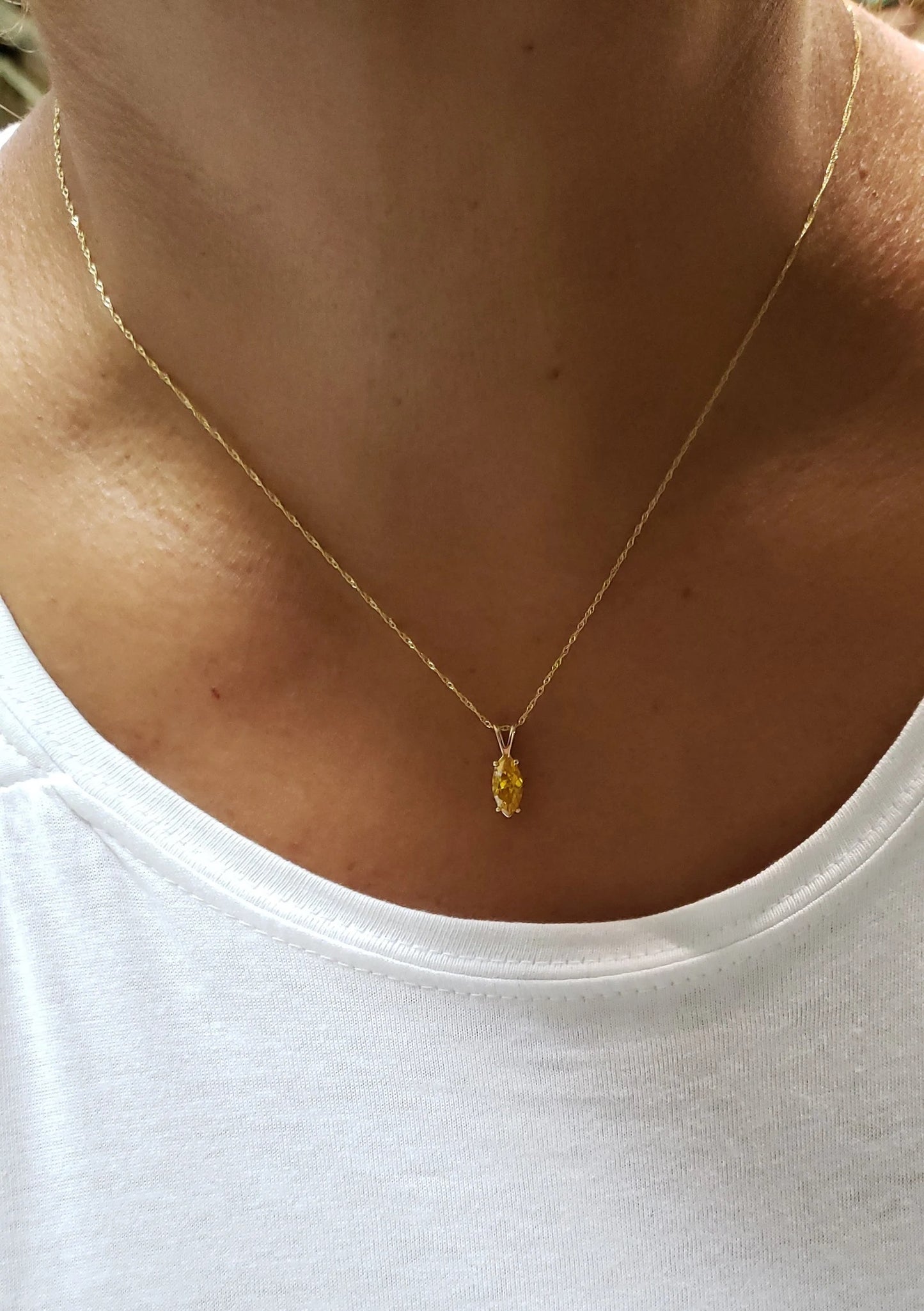 14Kt Gold Yellow Citrine Marquise Pendant Necklace