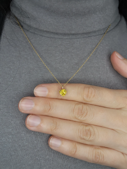 14Kt Gold Citrine Heart Pendant Necklace