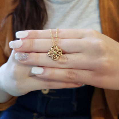 14Kt Gold Yellow Citrine Clover Design Pendant Necklace