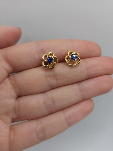 14Kt Gold Blue Sapphire Love Knot Stud Earrings